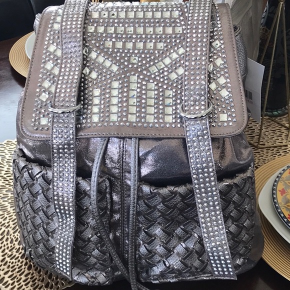 SOLD SOLD SOLD - Picture 1 of 4